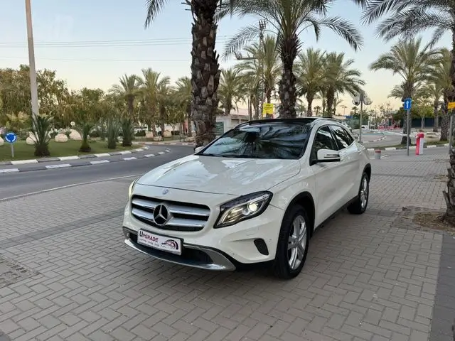 מרצדס GLA 200